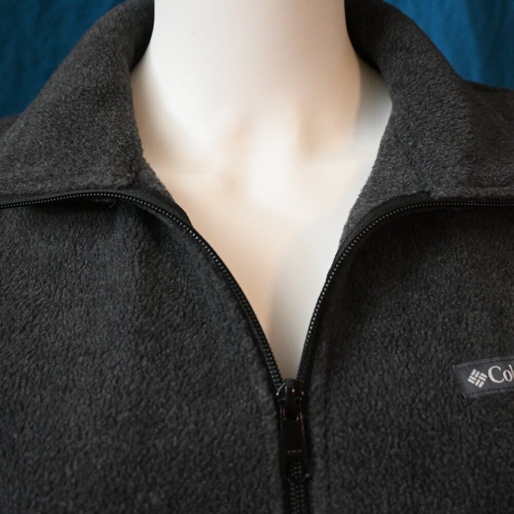 Columbia Large Vest - Picture 4 of 10